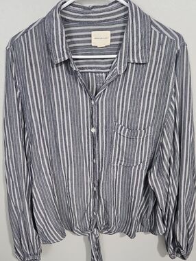 American Eagle Outfitters Grey and White Striped Button-Down Tie Front Shirt